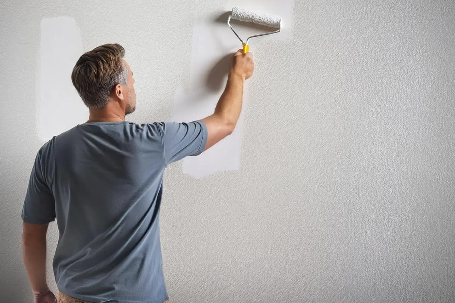 Pintura profissional em ambiente residencial